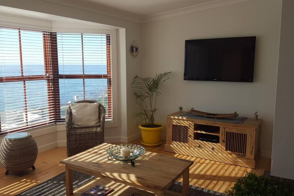 18 Steps - Seaside Cottage With Breathtaking Views Cape Town Bagian luar foto