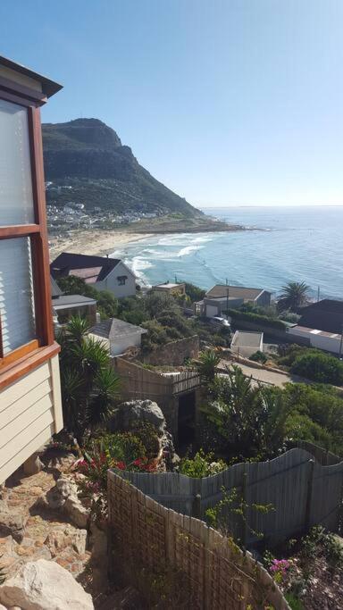 18 Steps - Seaside Cottage With Breathtaking Views Cape Town Bagian luar foto